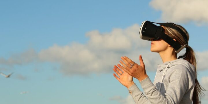 Guide till Virtual Reality (VR): Spel, Utbildning och Arbetsliv